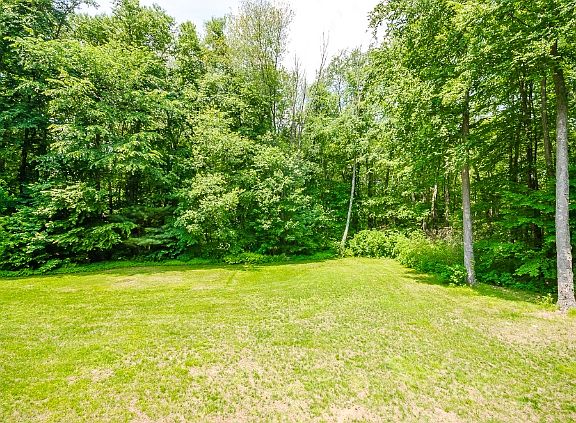 4th image of 11 Rivercrest Dr