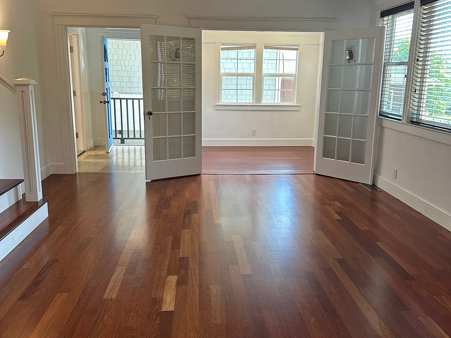 4 bed, 3.5 bath, 2760 sqft, $7,500 — Photo 1
