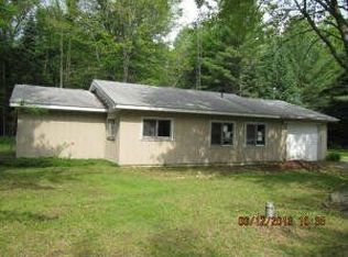 10922 Algonquin Trl, Roscommon, MI 48653