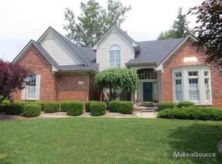 43736 Saint Julian Ct, Sterling Heights, MI 48314