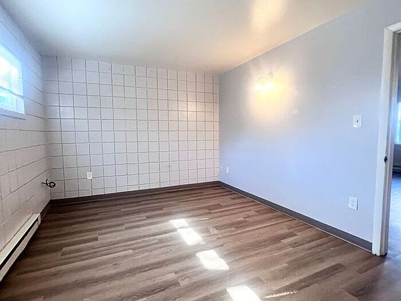 5th image of 509 S Bryan Ave APT 2