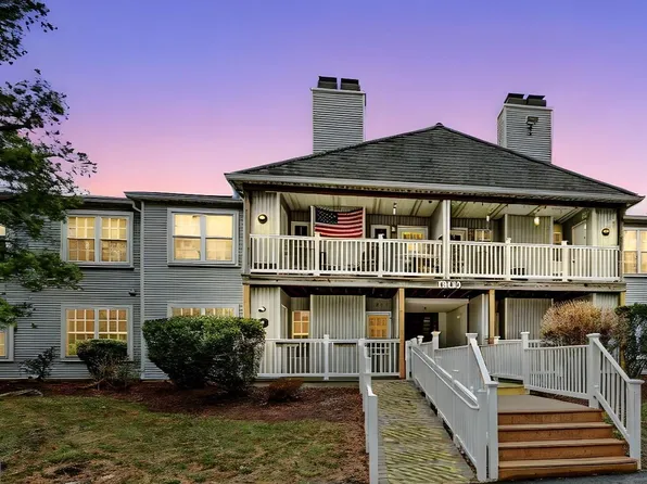 1604 Waters Edge Dr, Newark, DE 19702