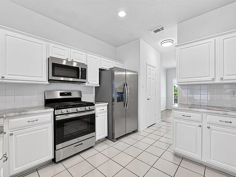 1253 El Camino Village Dr — Photo 12