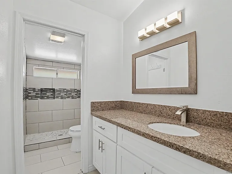 11333 Oak Creek Dr — Photo 25