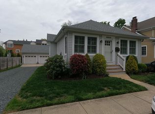 16 Bruce Pl, Rumson, NJ 07760