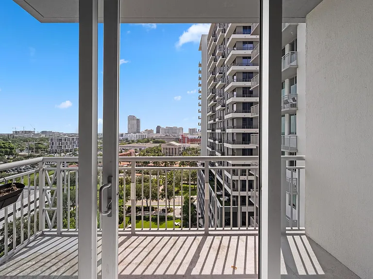 300 S Australian Ave #1103 — Photo 13