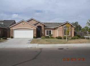 6698 E Raco Ave, Fresno, CA 93727