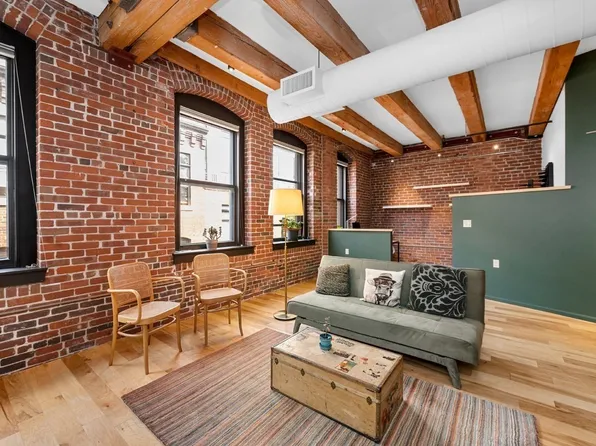 33 Sleeper St APT 509, Boston, MA 02210