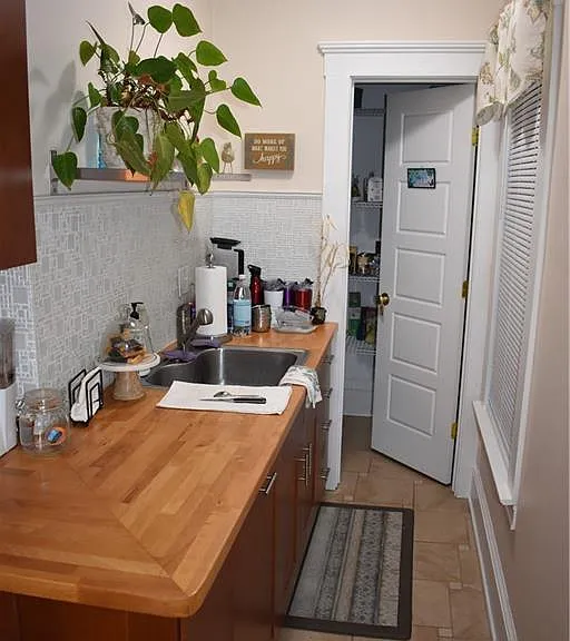 181 Leete St #1 — Photo 3