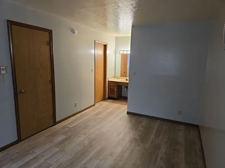 Find Your Next Home At One Oak Place — Photo 26
