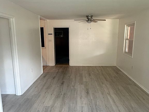 2nd image of 5540 Clayton Ct