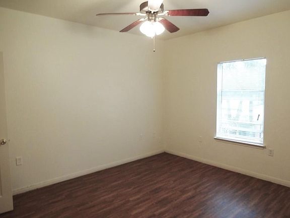 5th image of 4704 Ledesma Rd #A & B