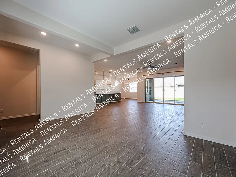 44716 N 44th Ave — Photo 24