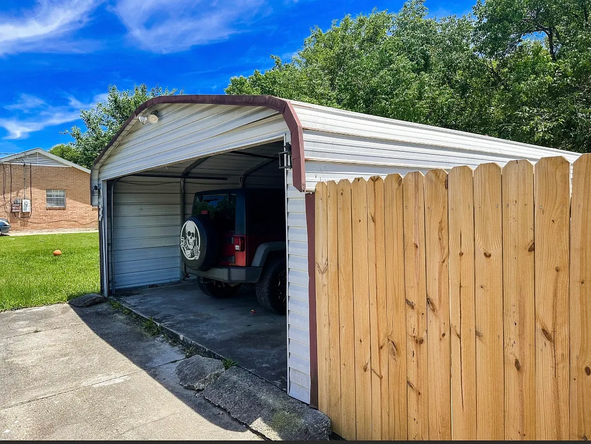 3 bed, 1075 sqft, $1,275 — Photo 2