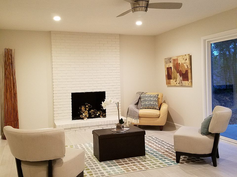 Flex Room on lower level