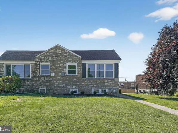 604 Calamia Dr, Norristown, PA 19401