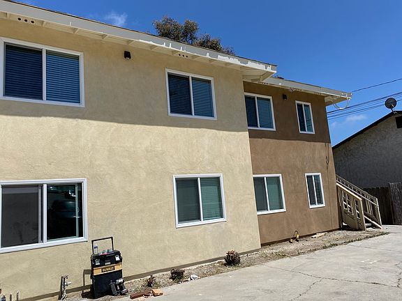 2nd image of 2813 Menlo Ave