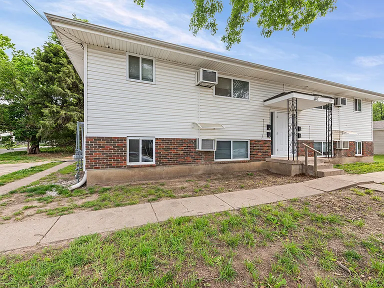400 Dewey St #A — Photo 17