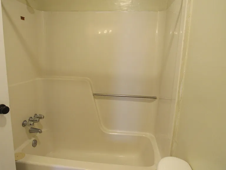 1418 Sunshine Dr — Photo 17
