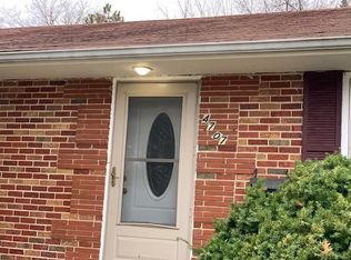 4707 N Hills Ln, Saint Louis, MO