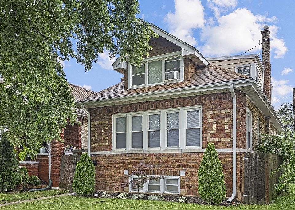 1st image of 3434 N Nagle Ave