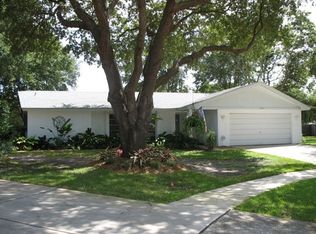 2703 Pinewood Ct, Clearwater, FL 33761