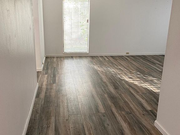 5th image of 5344 Terrace Oak Cir