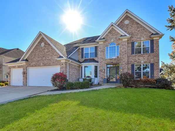 2574 Spring Green Way, Batavia, IL 60510