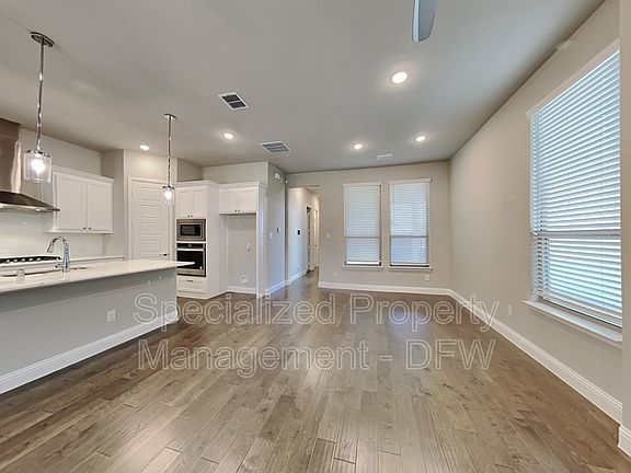 2nd image of 4223 Runway Mews