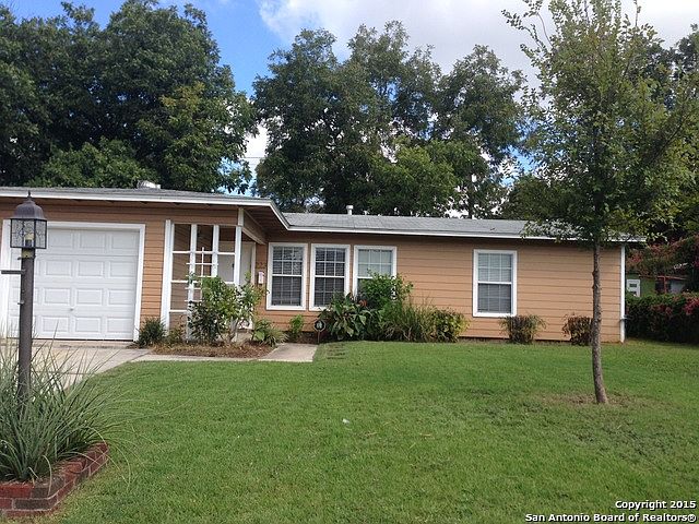1st image of 223 Basswood Dr