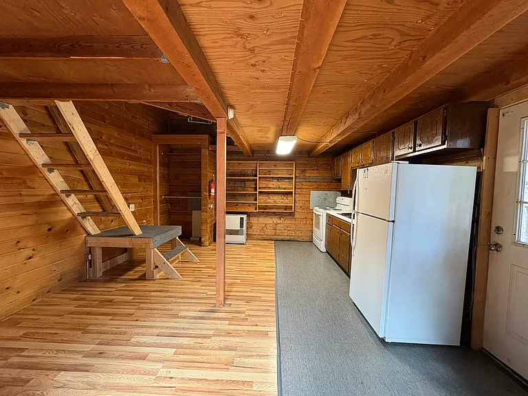 2608 Wecota Dr #B — Photo 2