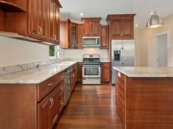2nd image of 1233 N Branciforte Ave