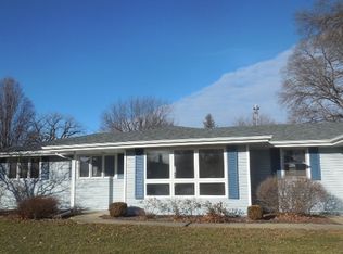 108 Main St, Kinsman, IL 60437