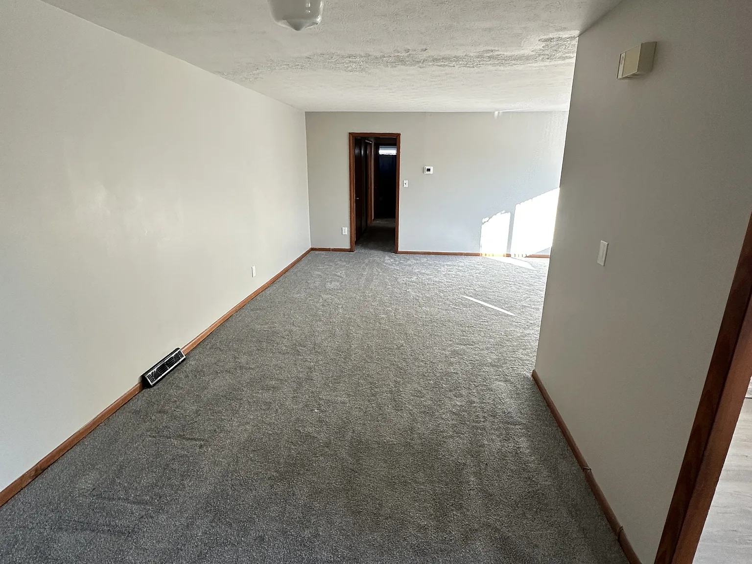 204 Solon Road - 2 — Photo 2