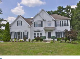 935 Longwood Ct, Chalfont, PA 18914