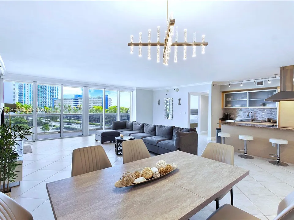 1850 S Ocean Dr #405