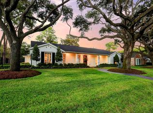 10326 Holly Springs Dr, Houston, TX 77042