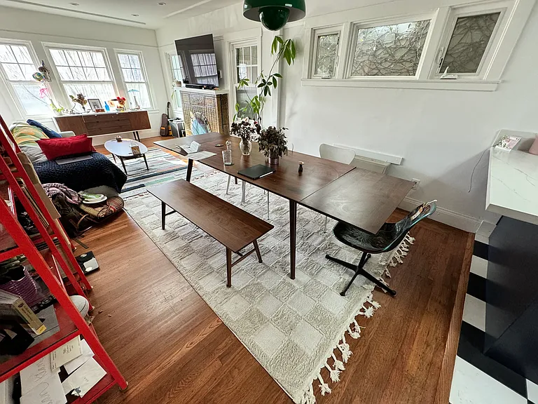 2705 California St — Photo 5