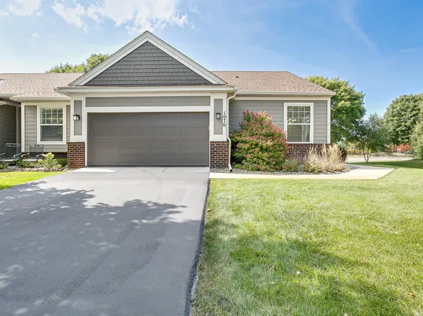 1070 Daylily Dr, Victoria, MN 55386