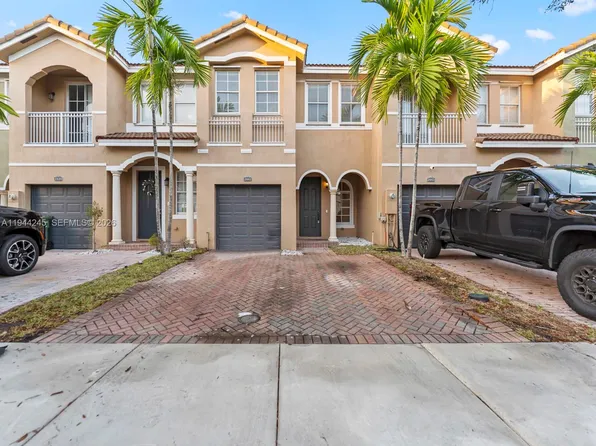 2441 SE 14th St, Homestead, FL 33035