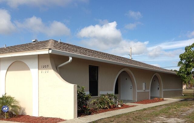 1st image of 1209 Viscaya Pkwy