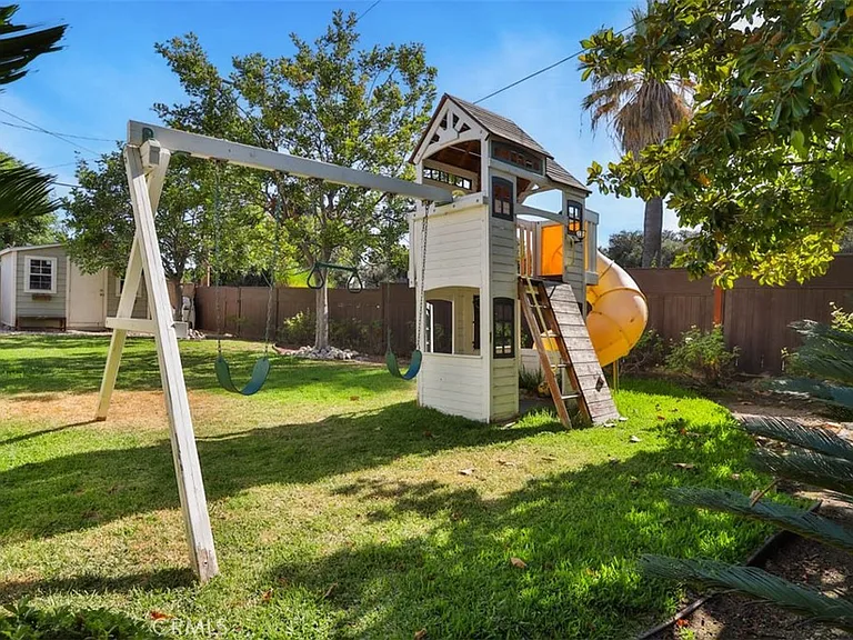 103 S Worthy Dr — Photo 43