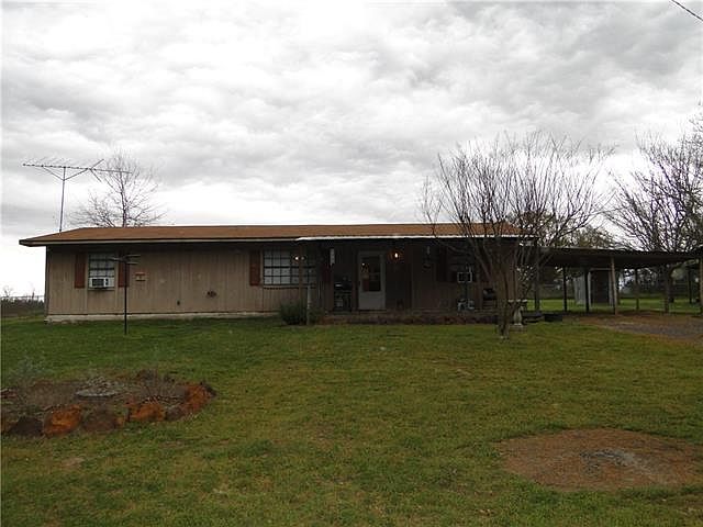 2nd image of 230 County Road 1587