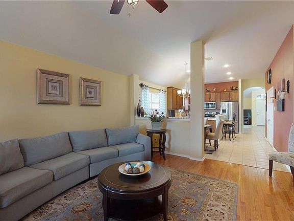 4th image of 2632 Baytree Dr