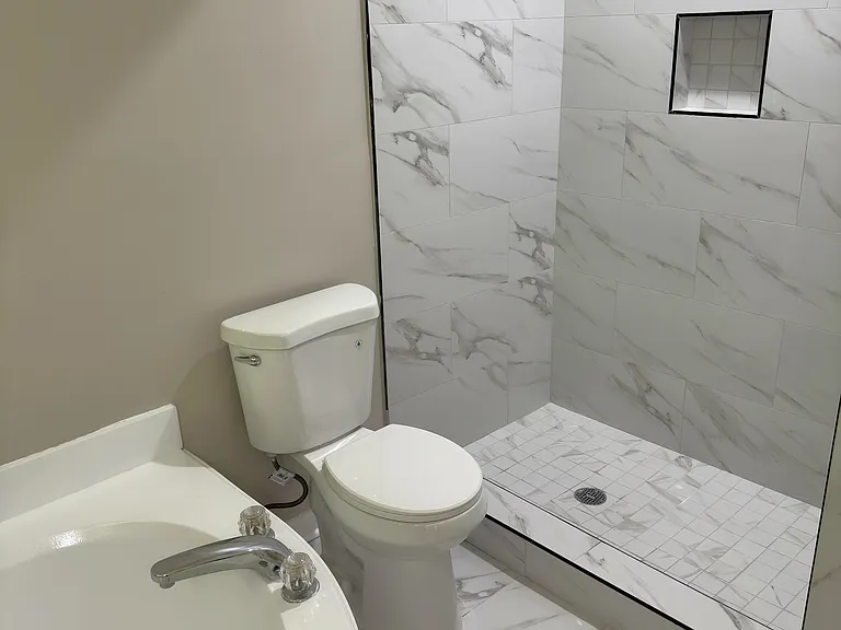 9040 Pepper Hollow Ct #1 — Photo 14