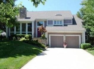 8028 Hallet St, Lenexa, KS 66215