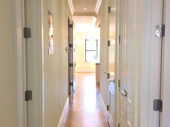 3rd image of 101 Putnam Ave #2