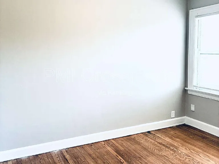 9709 Loretta Ave #7 — Photo 7
