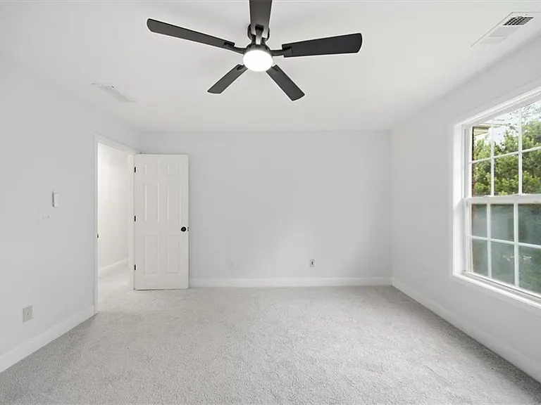 2000 Millstone Dr SW — Photo 20