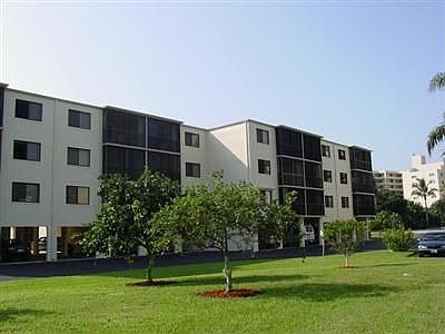 1st image of 6665 Estero Blvd